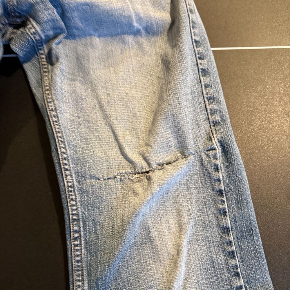 Levi’s 559 Relaxed Straight Jeans | Light Wash Distressed 32x34 - Picture 4 of 11